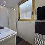 Luxury Paris Apt, Eiffel View, Golden Triangle
