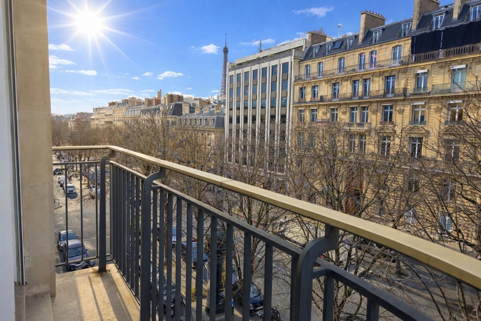 Luxury Apt, Eiffel View, Golden Triangle Parigi